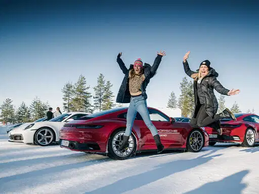  Porsche Yetkili Servisi ile Özel Servis Arasındaki Farklar 